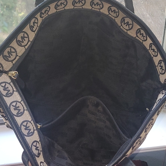 Purse - Picture 5 of 5